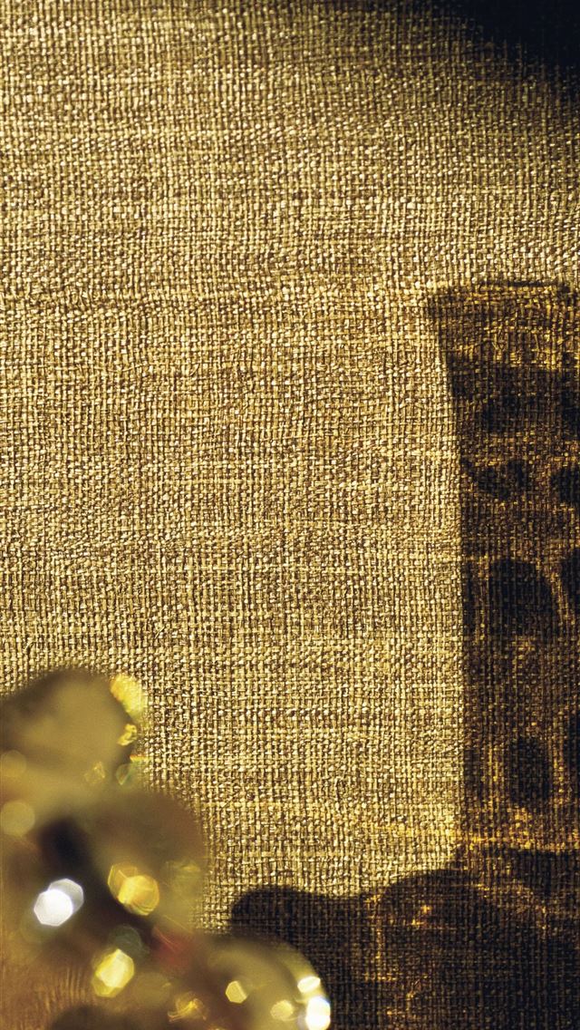 640x1136 Madagascar A with a craft woven effect of - 100 most beautiful places to visit iPhone Wallpaper