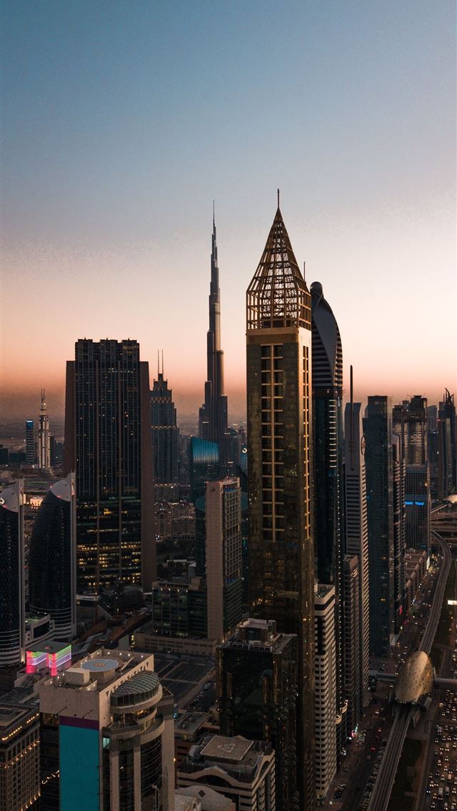 640x1136 Golden hour traffic in Dubai 22423992  - dubai iPhone Wallpaper
