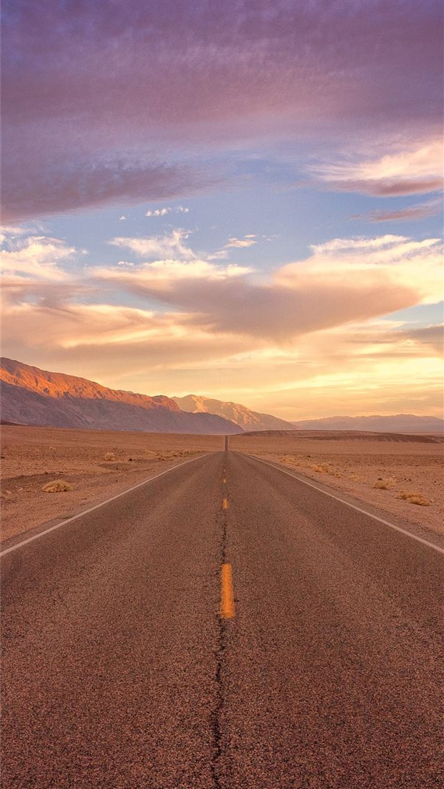 Death Valley iPhone wallpaper 