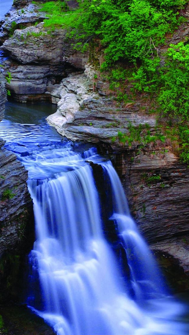 640x1136 Victoria Falls - 100 most beautiful places to visit iPhone Wallpaper