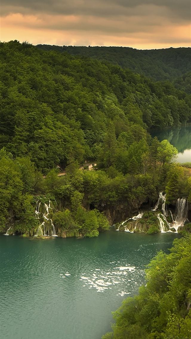 640x1136 Croatia Plitvice Lakes National Park Forest - plitvice lakes national park iPhone Wallpaper