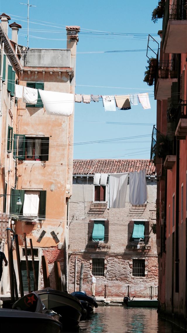 640x1136 laundry in venice and background - italy iPhone Wallpaper