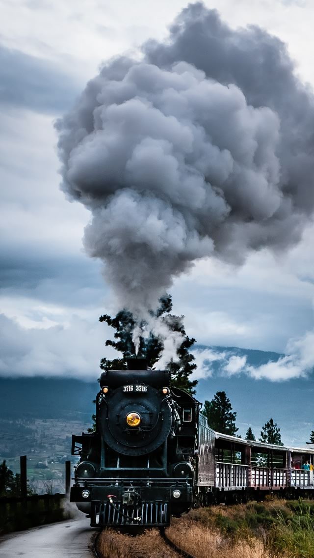 640x1136 Old Train 2 - cloud iPhone Wallpaper