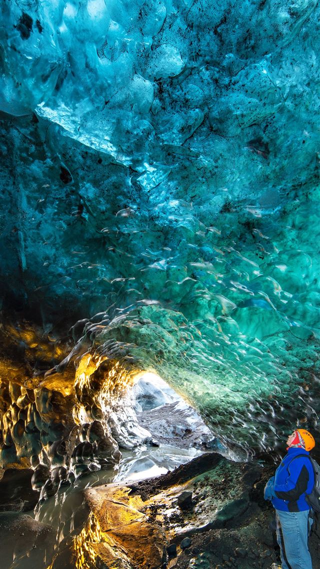 640x1136 Vatnajokull Ice Caves - iceland iPhone Wallpaper