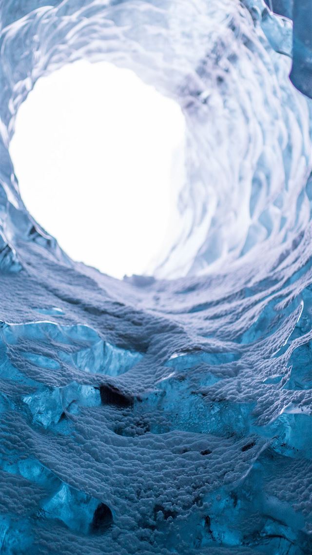 640x1136 Vatnajokull Ice Caves - iceland iPhone Wallpaper