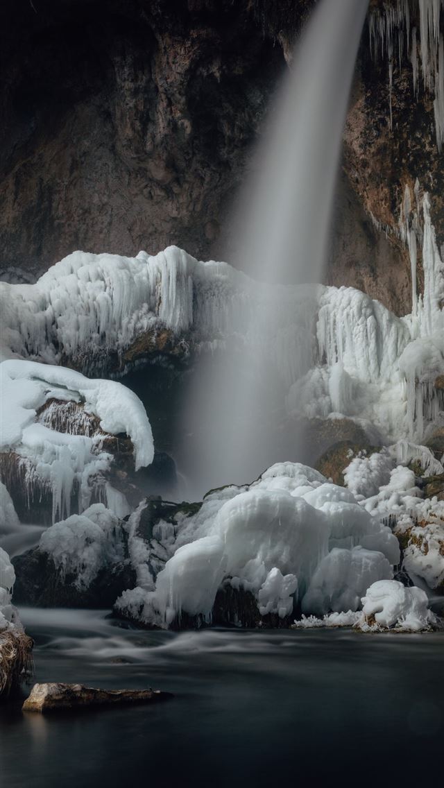 640x1136 water falls in the middle of brown rocky mountain - grey iPhone Wallpaper