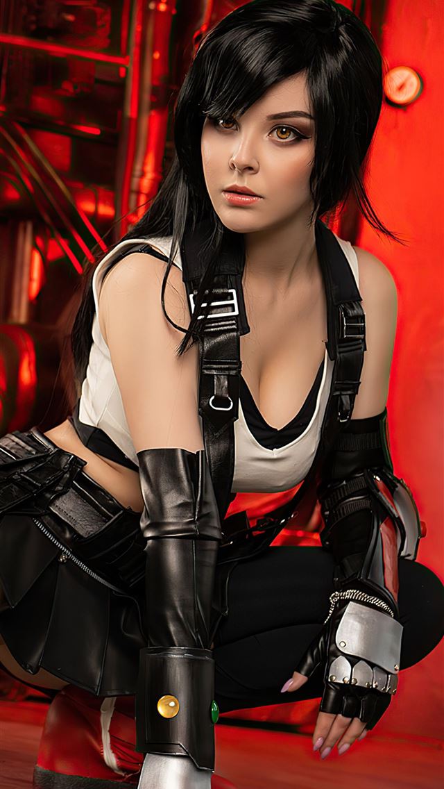 640x1136 tifa lockhart cosplay 4k - deviantart iPhone Wallpaper
