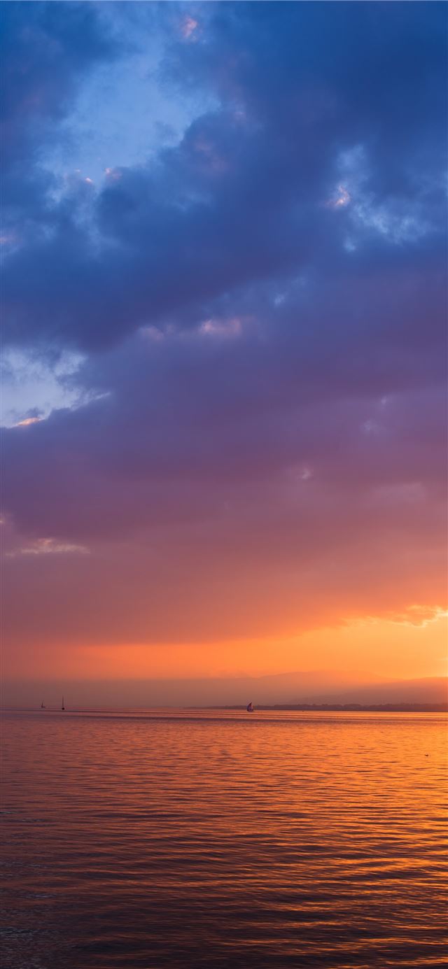 1125x2436 body of water under golden hour - water iPhone X Wallpaper
