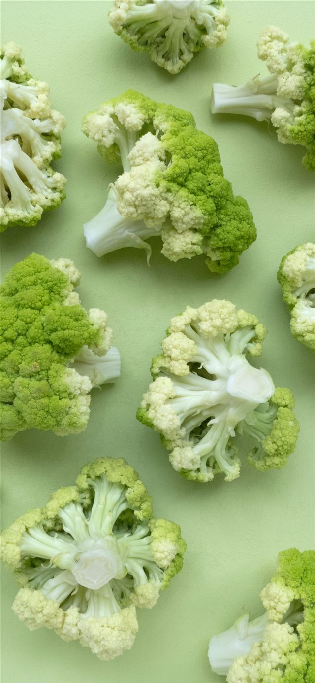 1125x2436 high angle photo of broccoli - green iPhone X Wallpaper