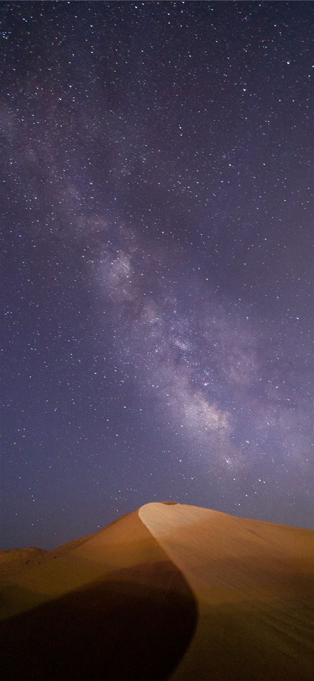 1125x2436 desert under milky way - night iPhone X Wallpaper