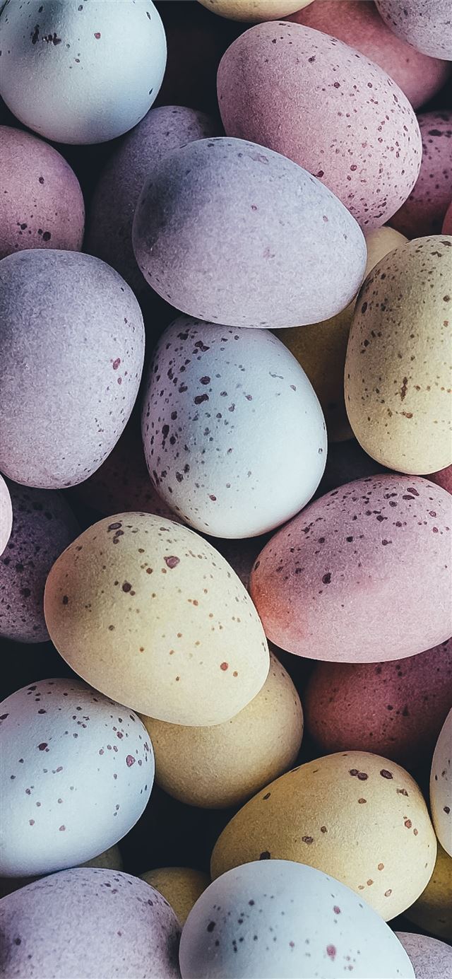 1125x2436 chocolate mini eggs - spring iPhone X Wallpaper