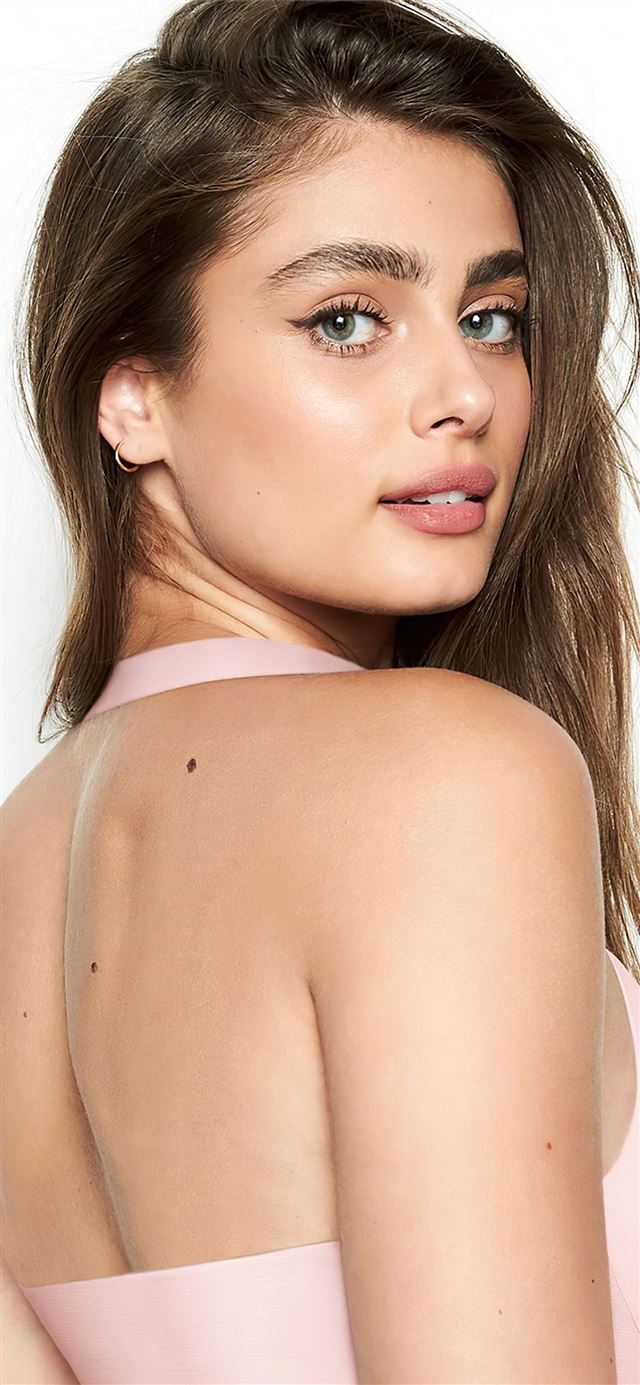 1125x2436 taylor hill victoria secret 2020 - model iPhone X Wallpaper