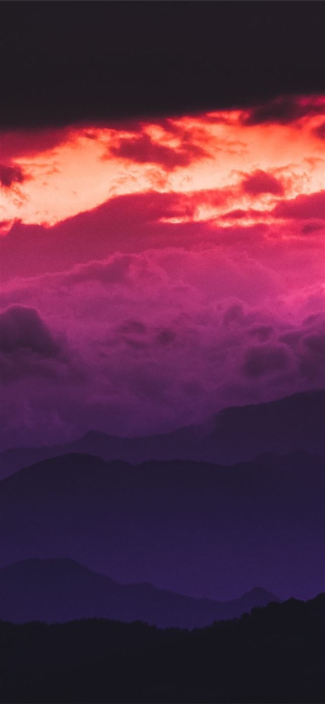 1125x2436 red clouds sky - clouds iPhone X Wallpaper