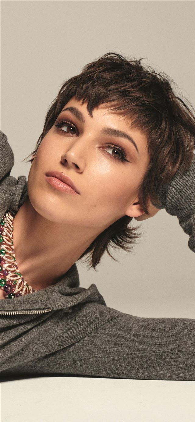 1125x2436 ursula corbero 2020 4k -  iPhone X Wallpaper