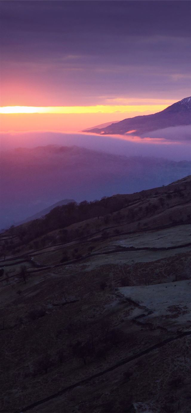 1125x2436 lake district view of hills and mountains in the l... - mountains iPhone X Wallpaper