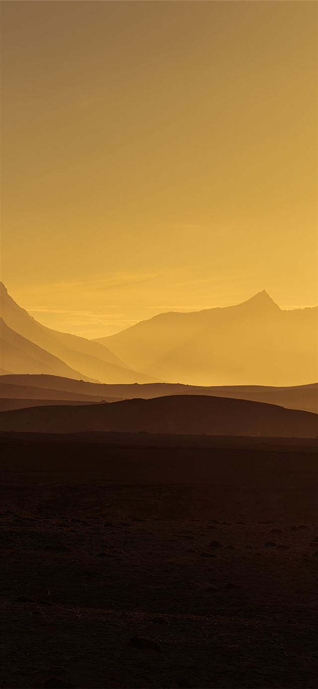 1125x2436 morning in mountains - landscape iPhone X Wallpaper