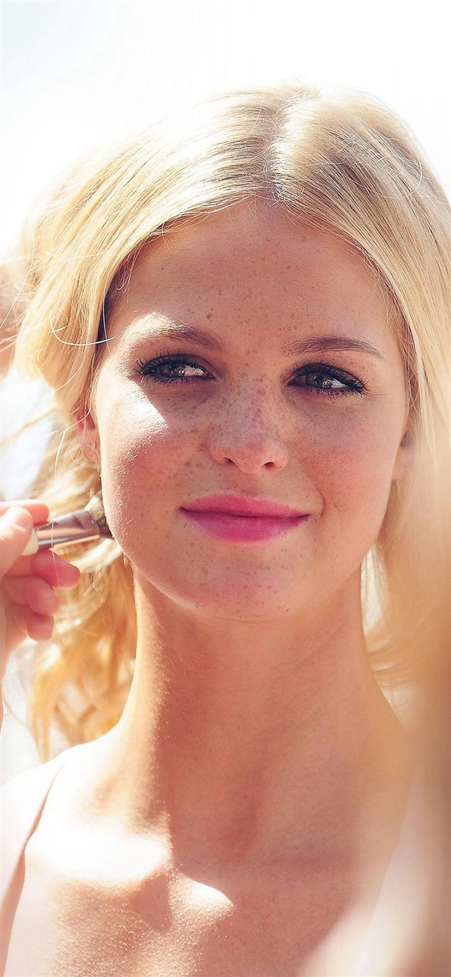 1125x2436 Victoria Secret Model Sexy Face Girl - cute iPhone X Wallpaper