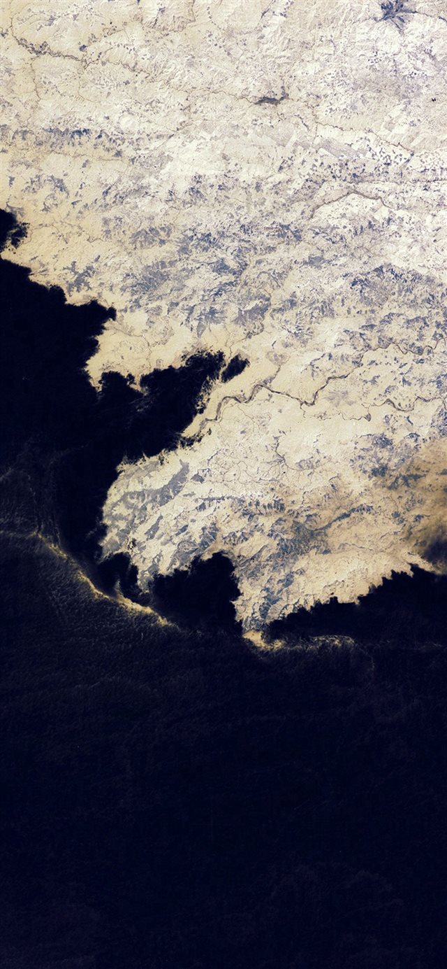 1125x2436 Cloud Earth Nature Skyview High Dark - clouds iPhone X Wallpaper