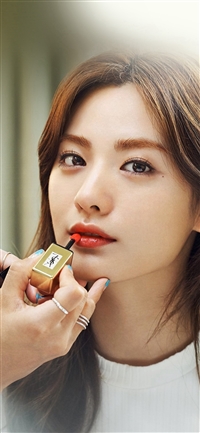 Nana Kpop Girl Lips Red wallpaper