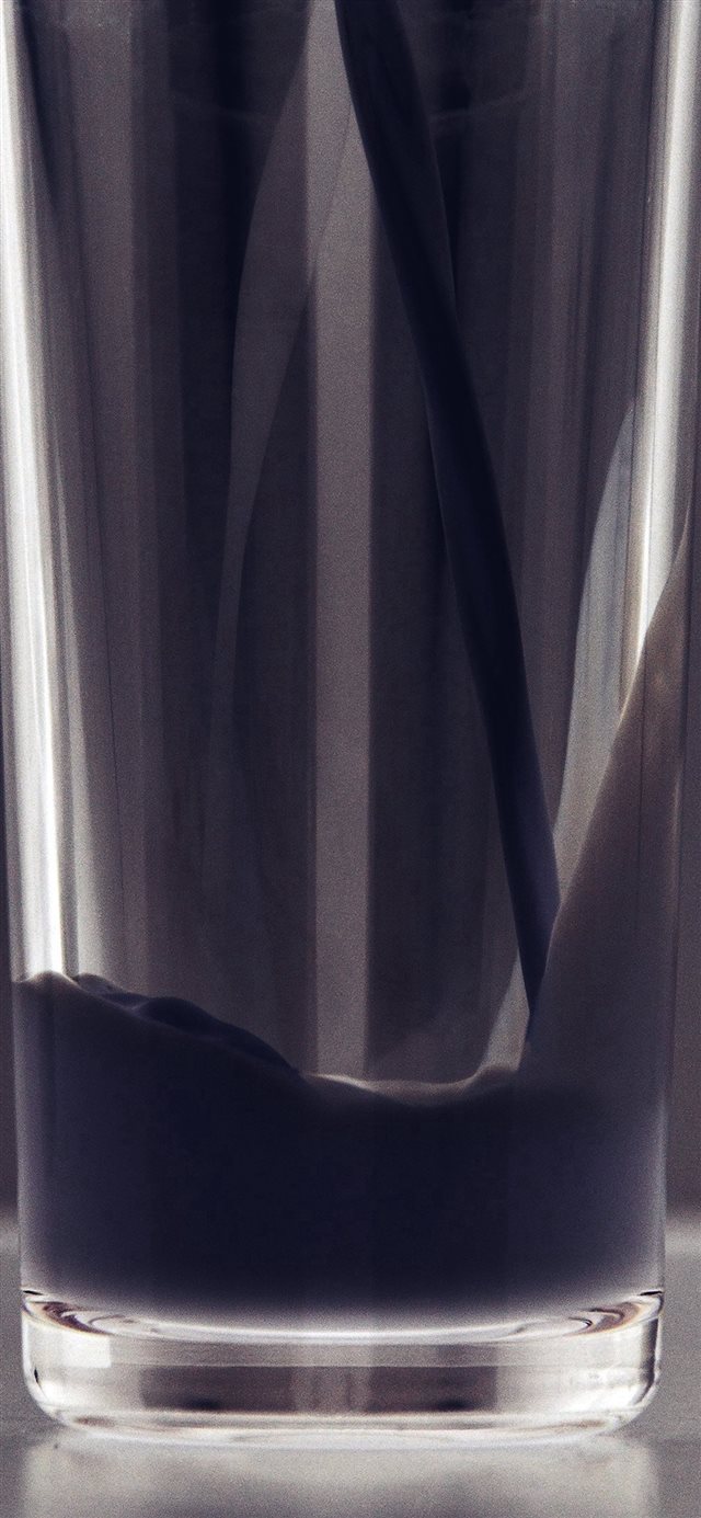 1125x2436 Milk Pour Life City Dark - grayscale iPhone X Wallpaper