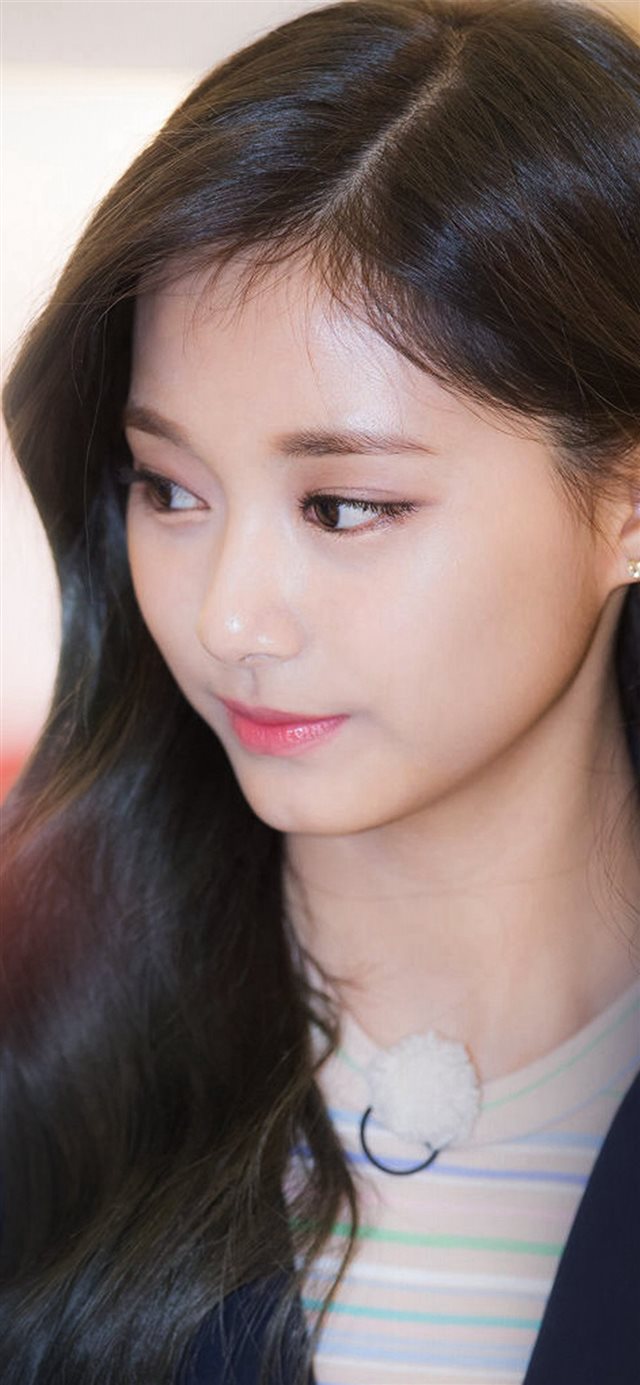 1125x2436 Kpop Tzuyu Twice Girl Cute - cute iPhone X Wallpaper