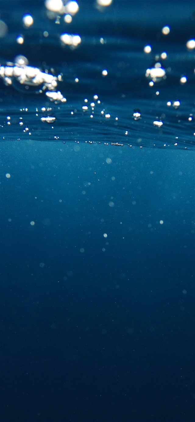 1125x2436 Bubble underwater - cyan iPhone X Wallpaper