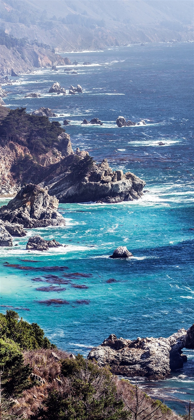 1125x2436 Ocean rock - green iPhone X Wallpaper