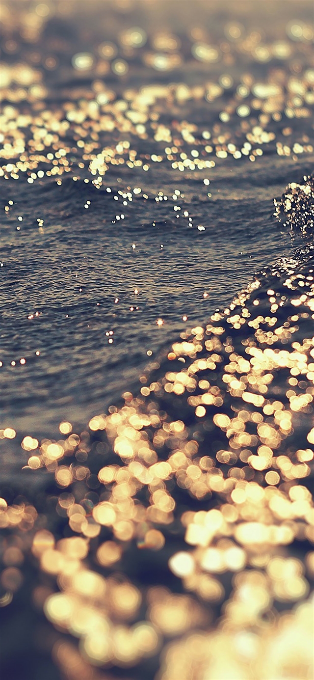 1125x2436 Gold sea water - gold iPhone X Wallpaper