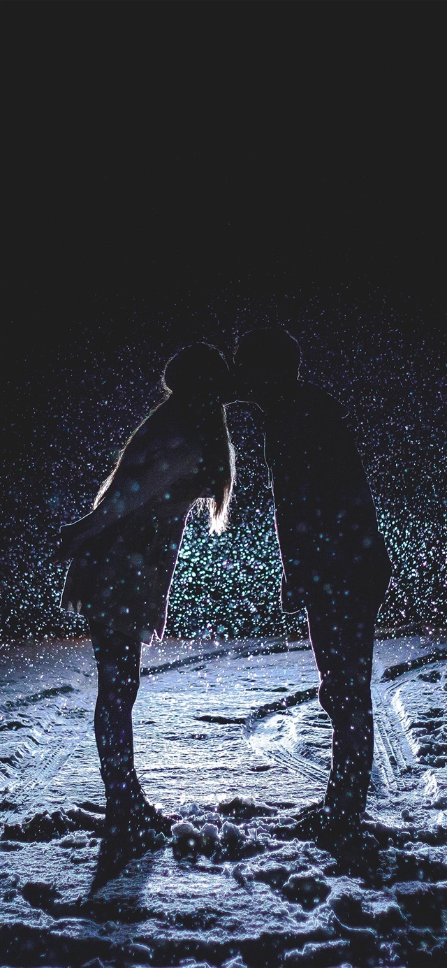 1125x2436 kiss love dark couple romantic -  iPhone X Wallpaper