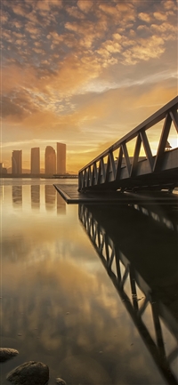 City night iPhone X wallpaper