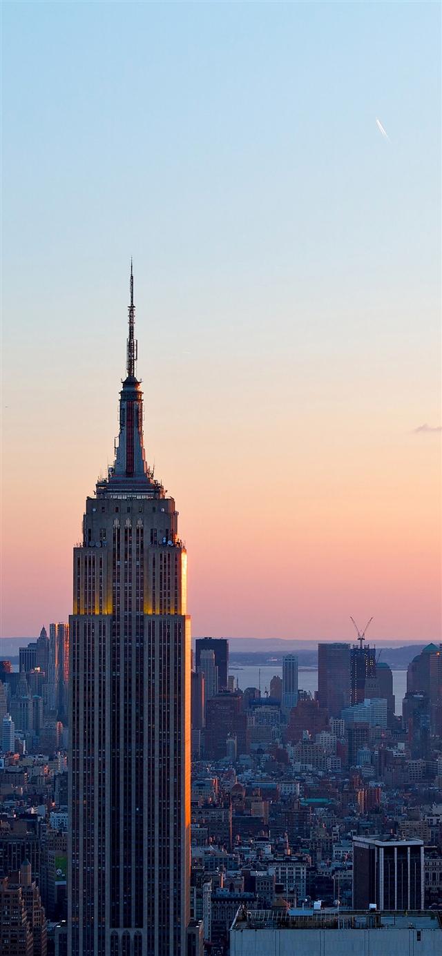 1125x2436 Dusk New York skyline city - cyan iPhone X Wallpaper