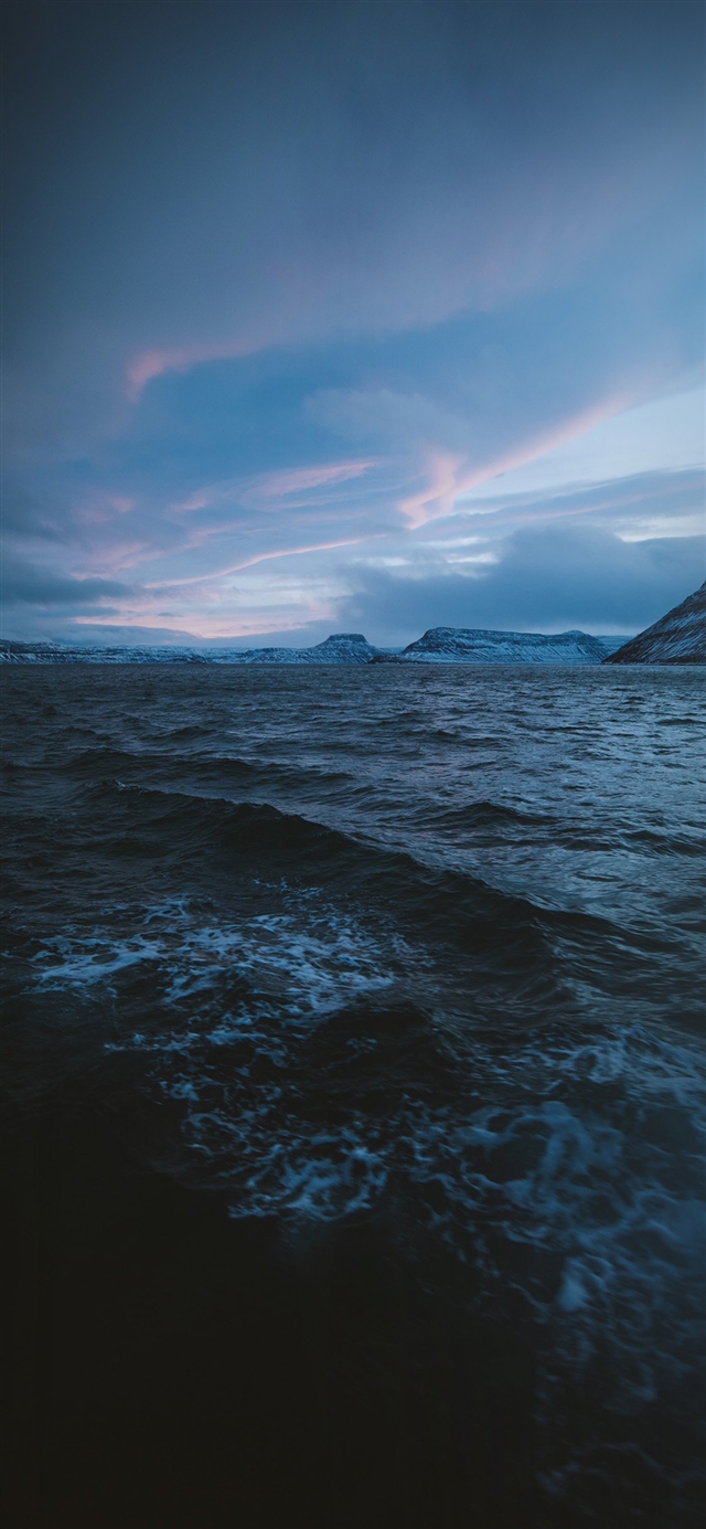 1125x2436 Night sea wave sunset - night iPhone X Wallpaper