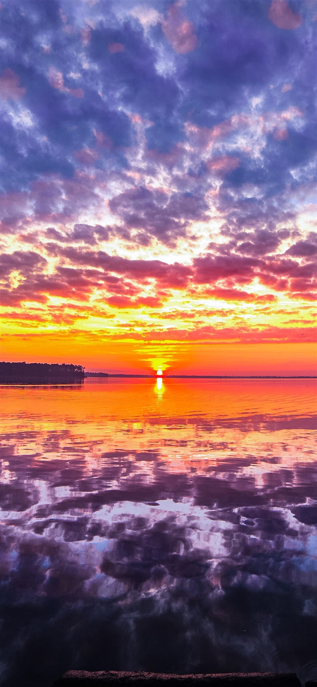 1125x2436 Sea sunset red beach - orange iPhone X Wallpaper