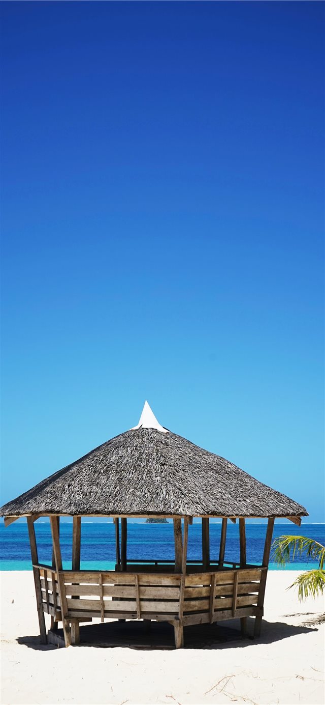 1125x2436 Daku Island  General Luna  Philippines - shack iPhone X Wallpaper