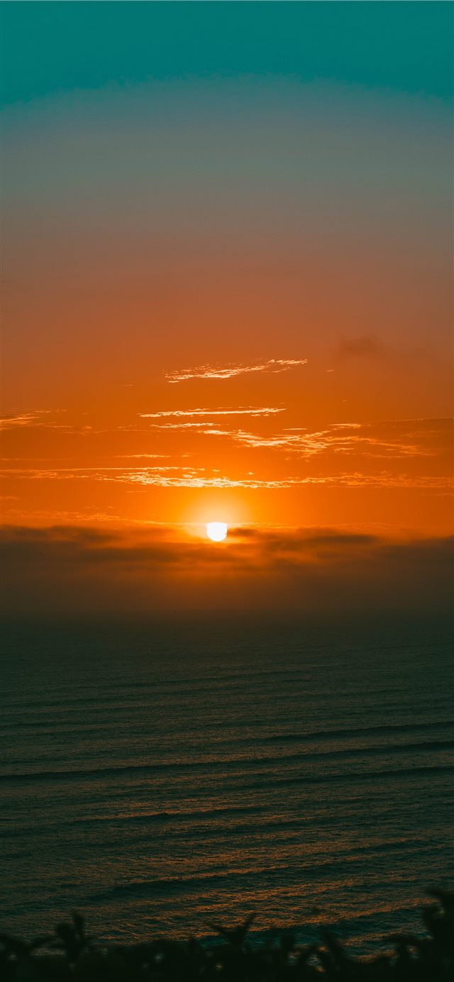 1125x2436 Atardecer en lima - orange iPhone X Wallpaper