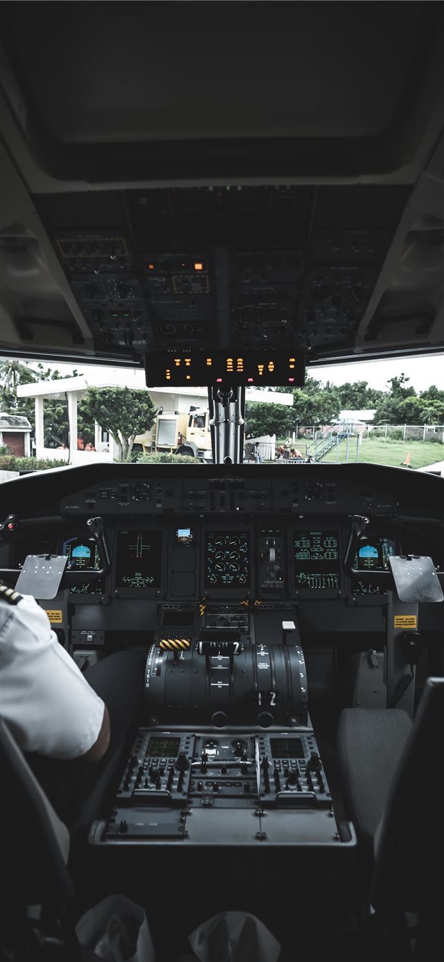 1125x2436 co pilot - philippines iPhone X Wallpaper