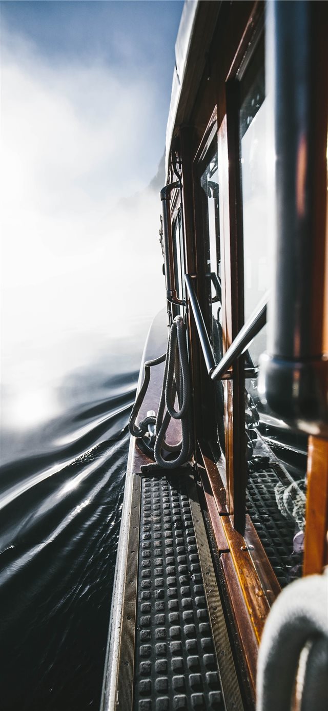 1125x2436 Into the fog - lifestyle iPhone X Wallpaper