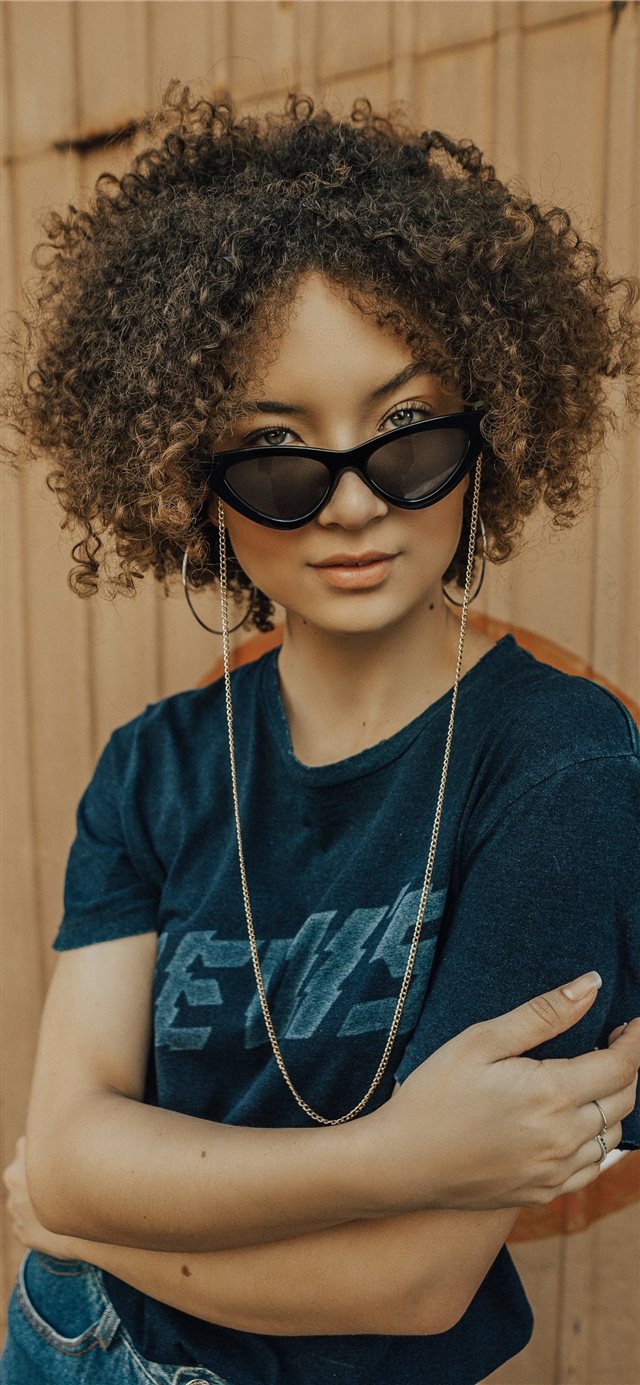 1125x2436 Maringá  Brazil - retro iPhone X Wallpaper