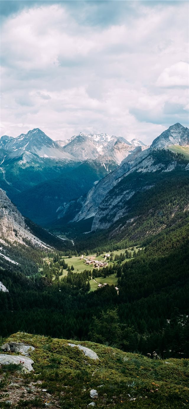 1125x2436 italy - light iPhone X Wallpaper