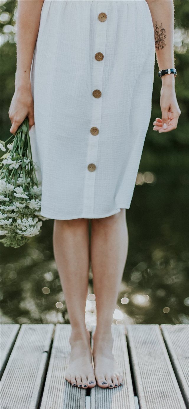 1125x2436 Pāvilosta  Latvia - dress iPhone X Wallpaper