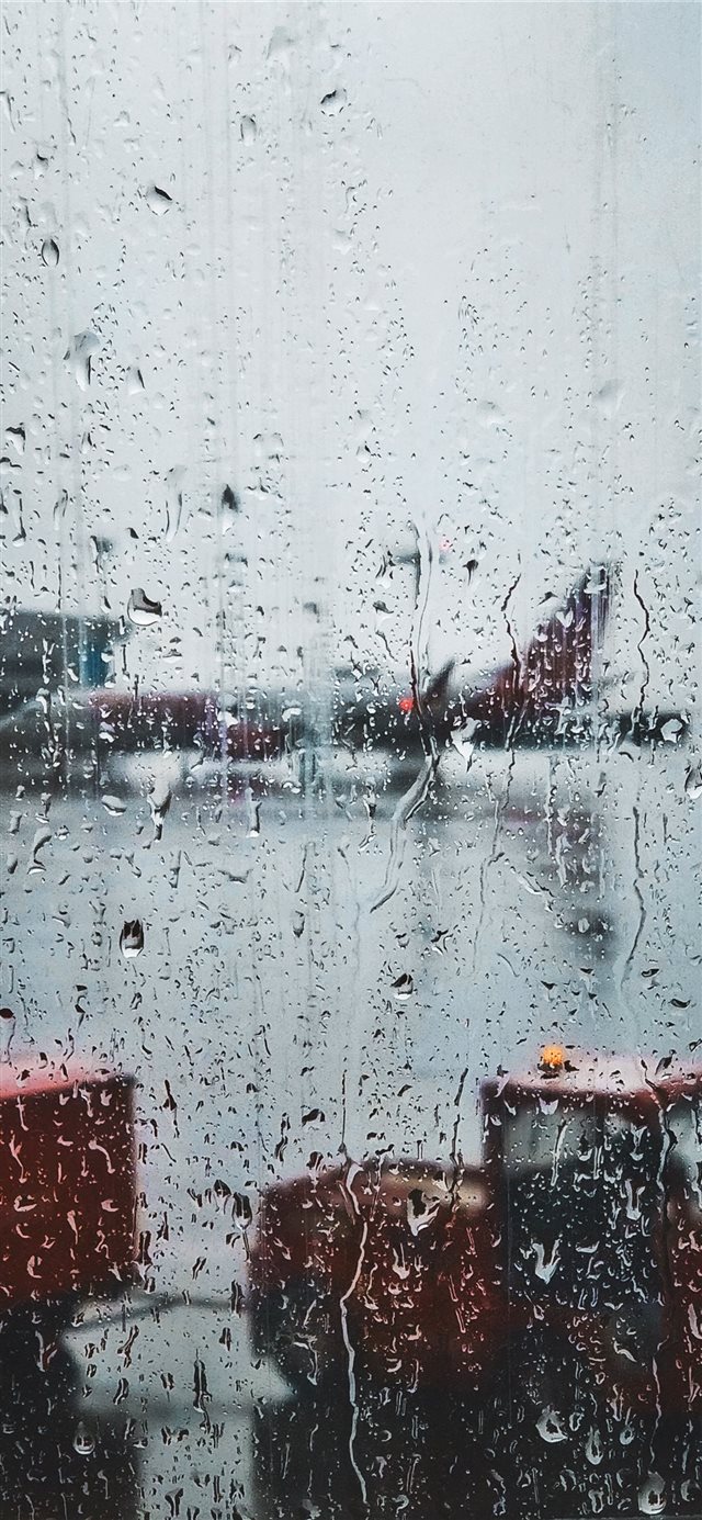 1125x2436 Airport - water iPhone X Wallpaper