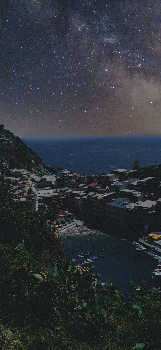 1125x2436 The Oceanside Observer - vernazza iPhone X Wallpaper