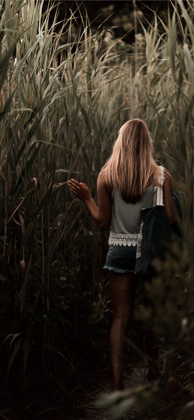 1125x2436 That feeling… - model iPhone X Wallpaper