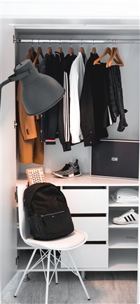 Minimal Closet wallpaper