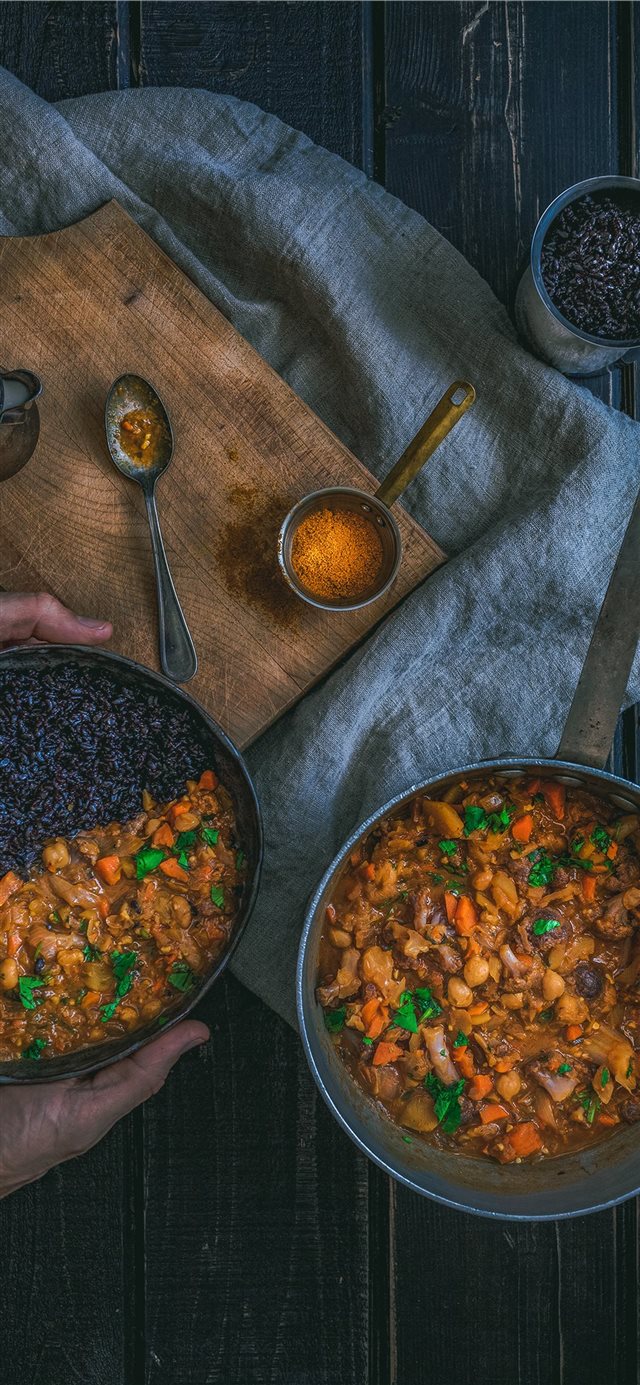 1125x2436 Best Damn Curry Ever Had - old iPhone X Wallpaper