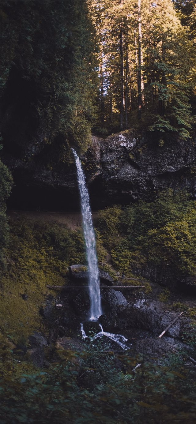 1125x2436 The Moment - alone iPhone X Wallpaper