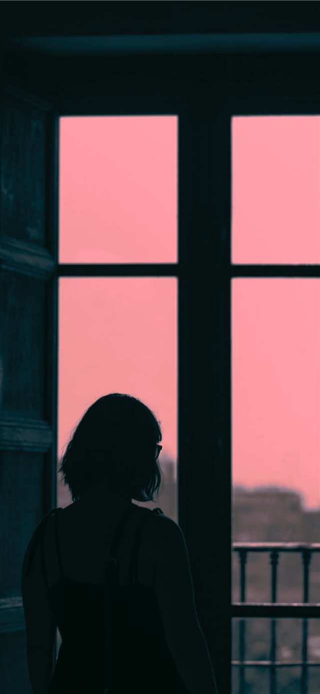 1125x2436 Looking Through the Window 3 - square iPhone X Wallpaper
