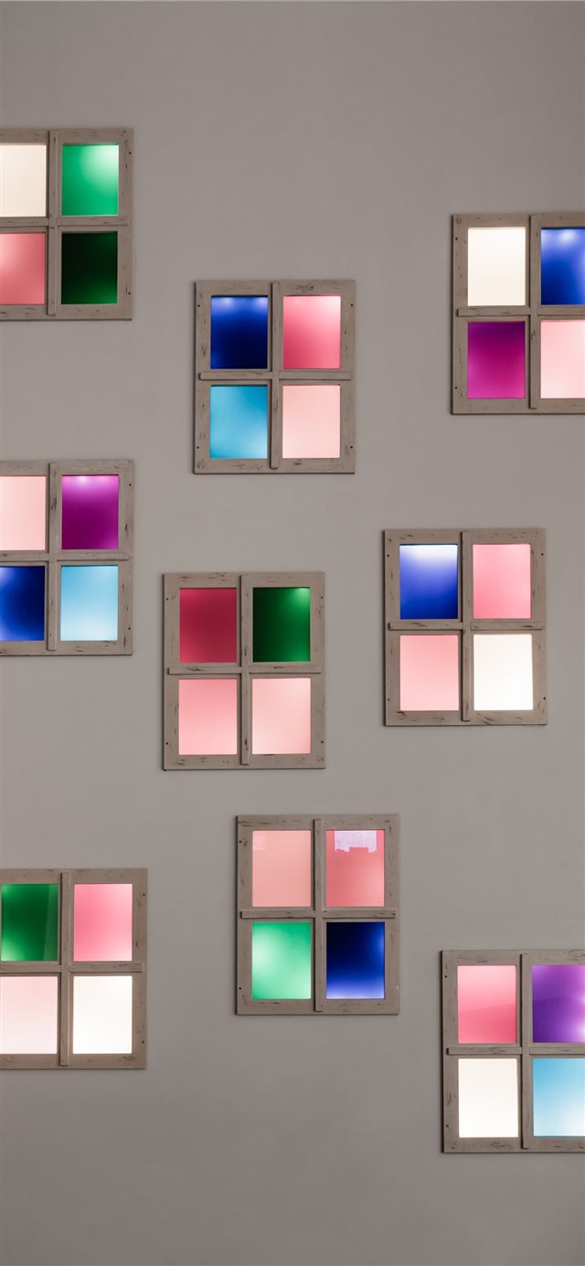 1125x2436 Windows - glass iPhone X Wallpaper
