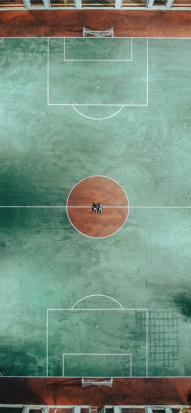1125x2436 Love story inside the playground  - urban iPhone X Wallpaper