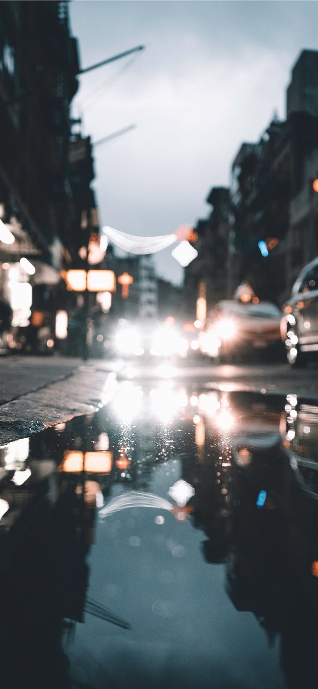 1125x2436 Chinatown Moods  - car iPhone X Wallpaper
